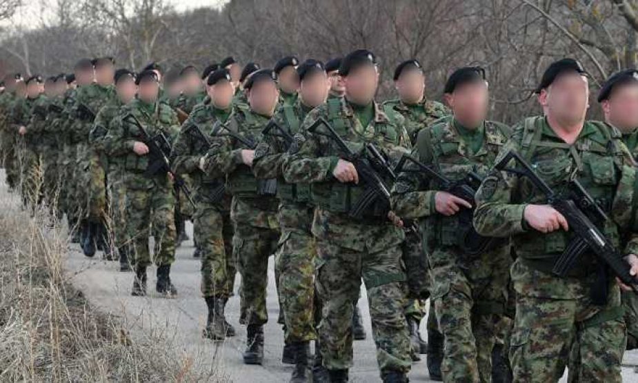 Vojska Srbije promarširala kroz Niš (VIDEO)