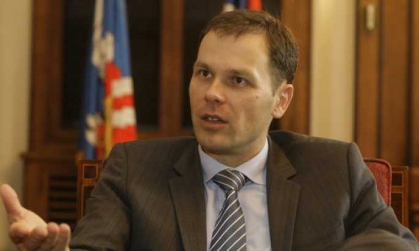 „Pomoć Notr Damu jer je Francuska naš prijatelj“