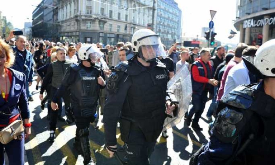 Policijski sindikat: Kolege, odbijte naređenja, branite svoj narod