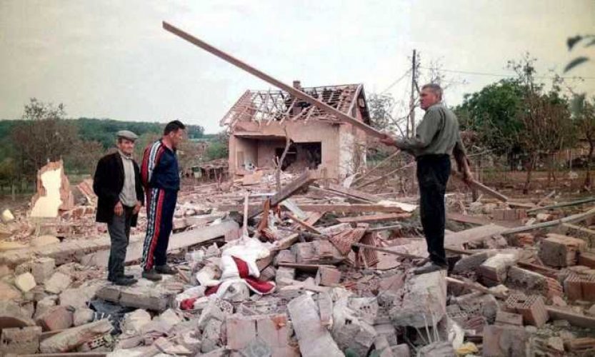 NATO gori od Hitlera