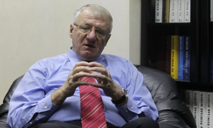 Šešelj: Presuda skandalozna i neprofesionalna