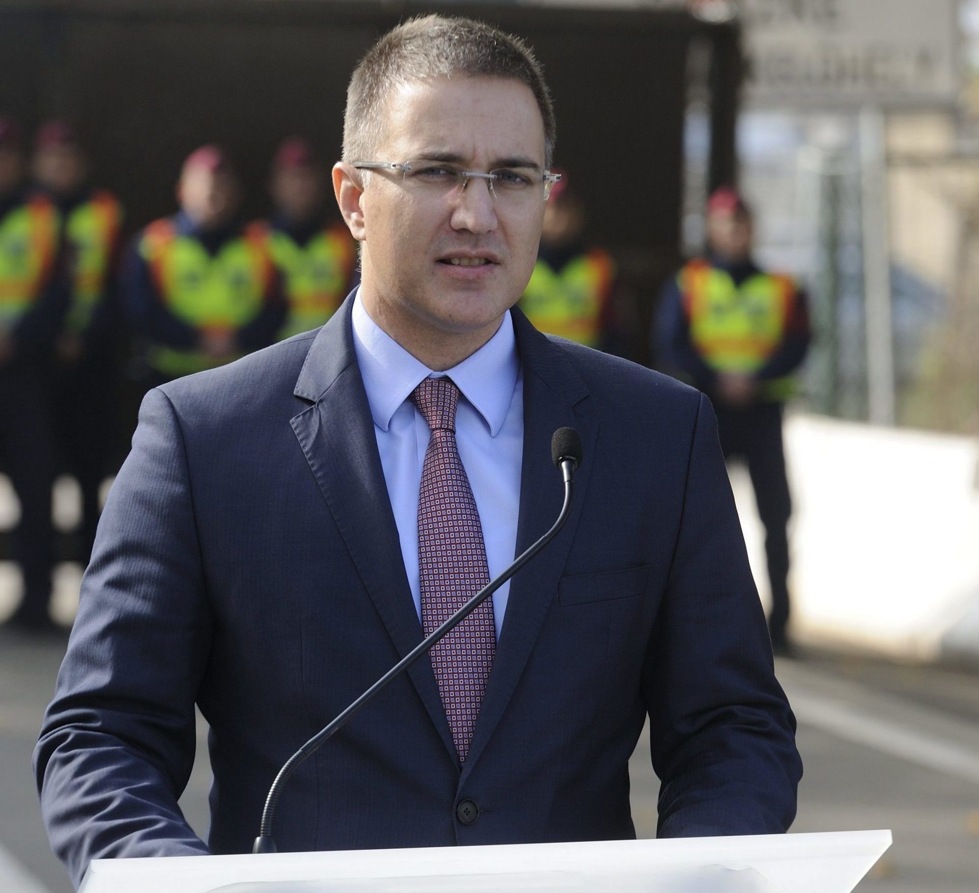 Stefanović: Predsednik može da pokaže da je bolji čovek od lidera opozicije