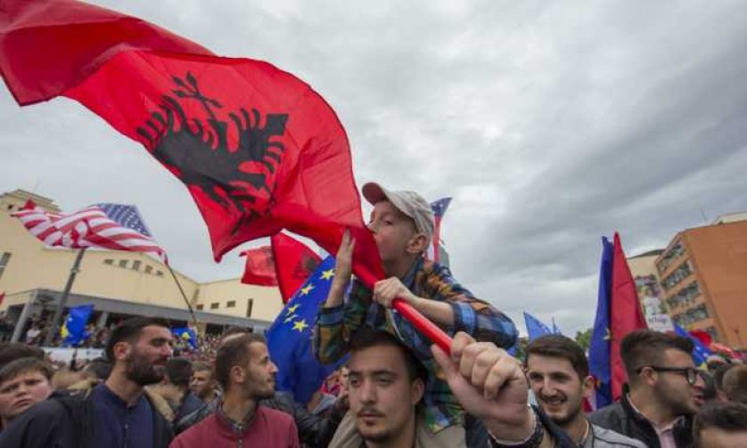 Kosovo se prazni: Oko 80.000 kosovskih Albanaca čeka termin za nemačku vizu