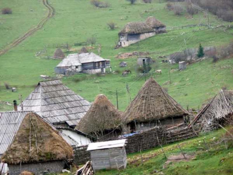 Zaboravili nas i Bog i država