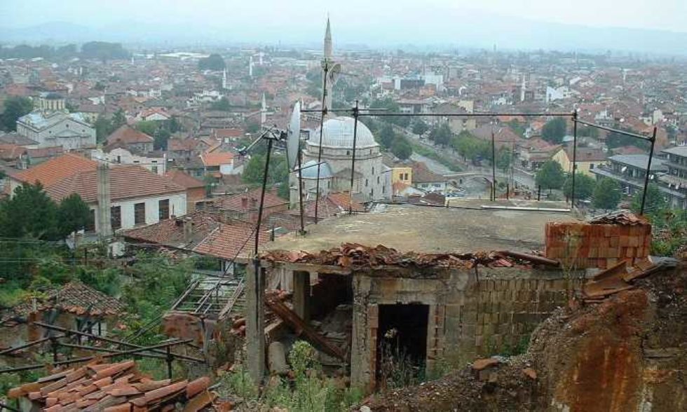 Albanci vratili osam autobusa Srba koji su krenuli sa juga Kosova na miting