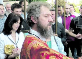 Hadži Slaviša otišao u manastir