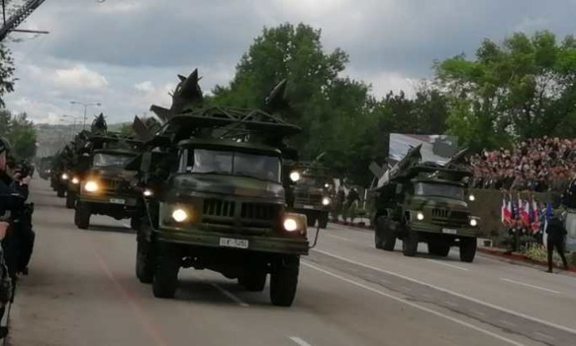 Kraljevo: Primećena aktivnost oklopnih vozila