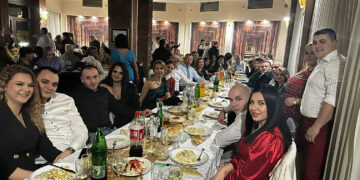 Najlepši je doček u matici