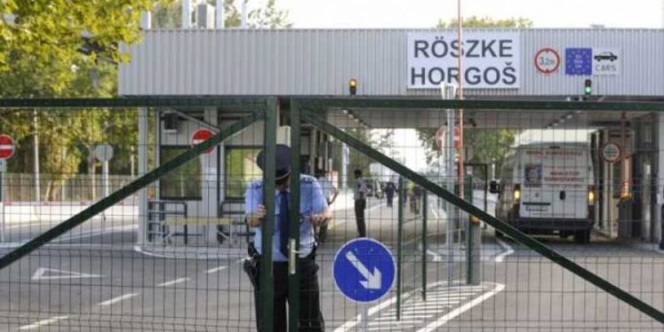 Velike gužve na granici, višesatna čekanja na Horgošu