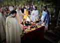 Liturgija u dvorištu hrama